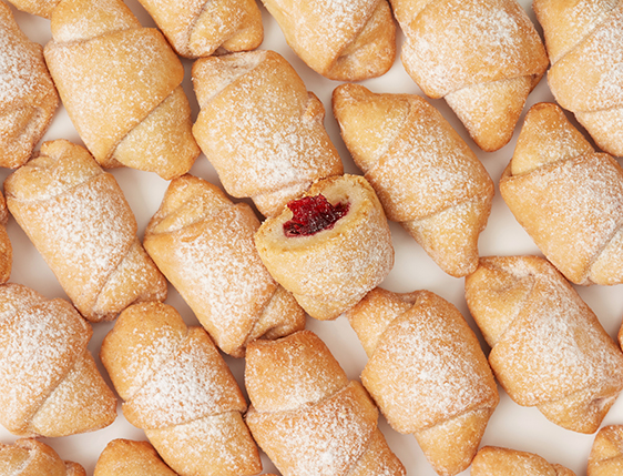 Bagel s třešňovou náplní - 2 